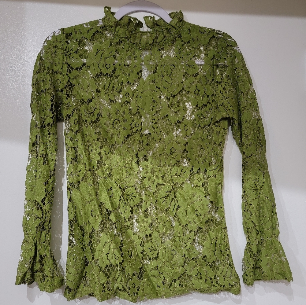 Lace top